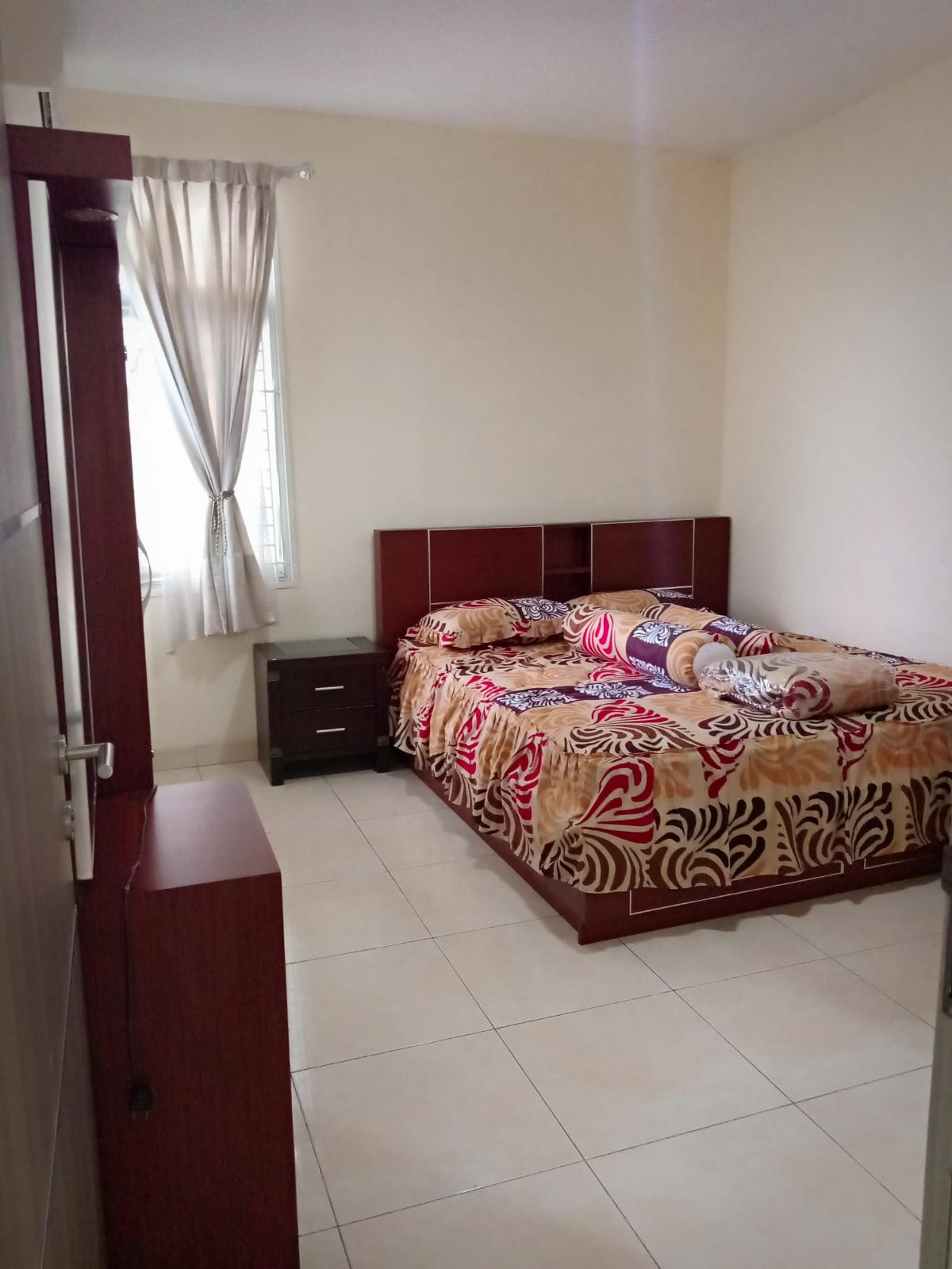 Rumah Disewakan Fully Furnished  di Cluster Meadow Green Lippo Cikarang 